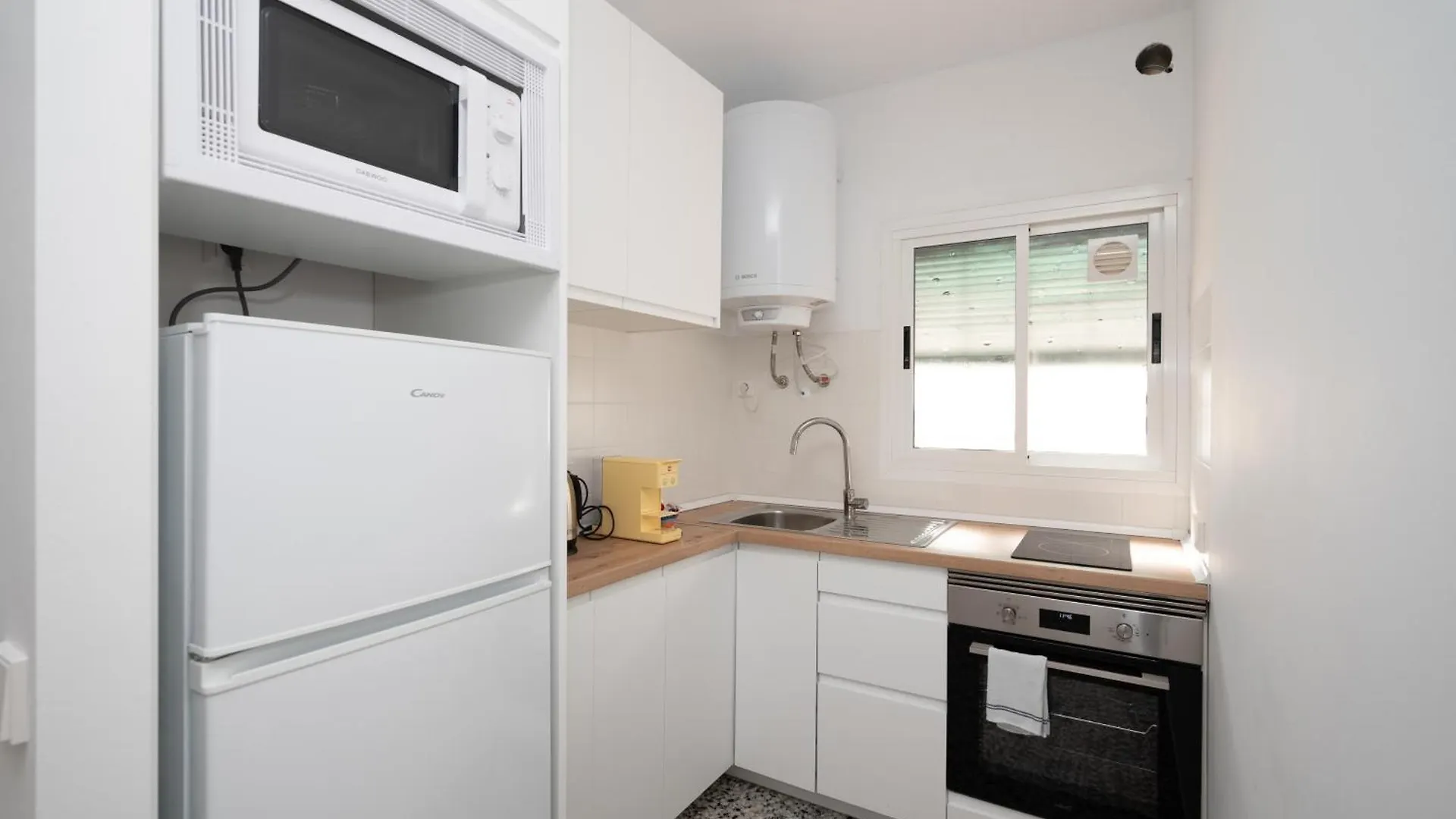 בנאלמדנה Tradicional Apartamento Central De 2 Camas Dobles