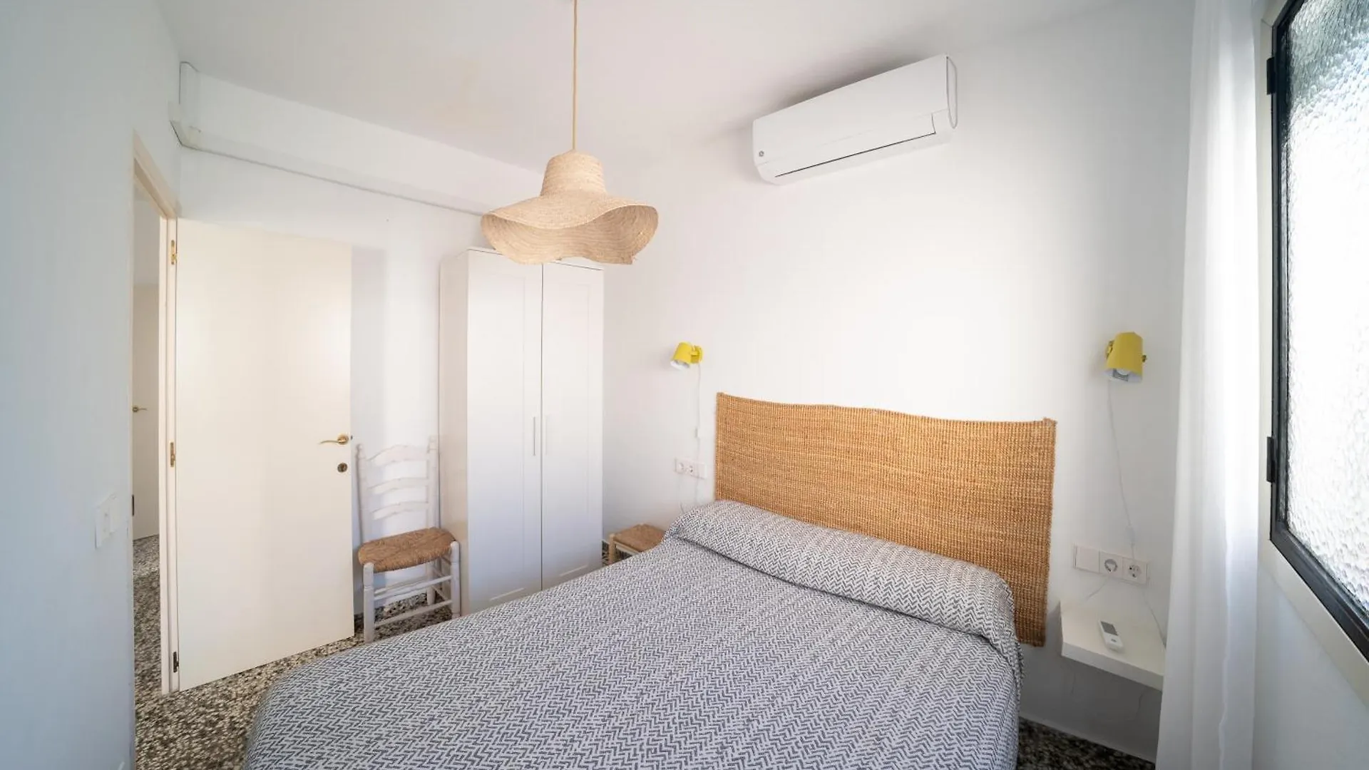 Tradicional Apartamento Central De 2 Camas Dobles Benalmadena 0*,  Spain